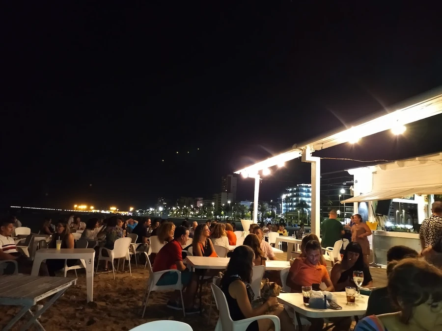 Chiringuito Caramba playa de gandia