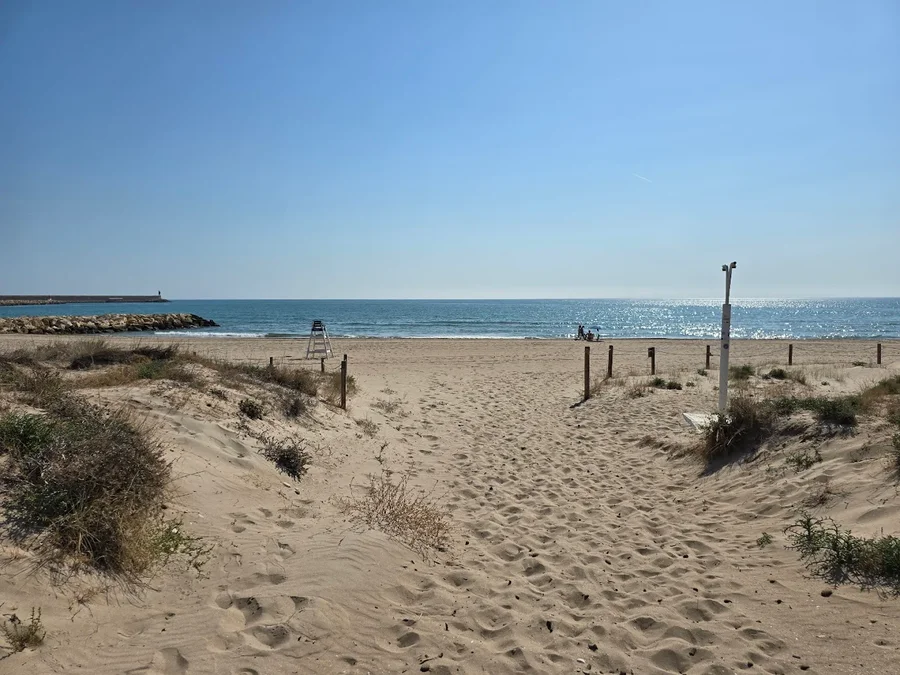 La playa dels Marenys de Rafalcaid acceso