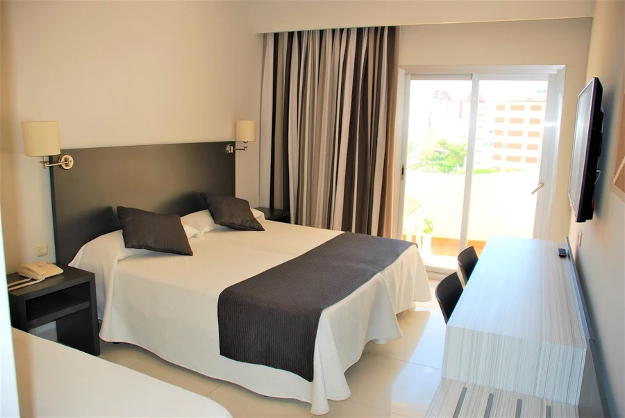 habitaciones hotel los robles
